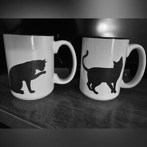 2 CAT MUGS
